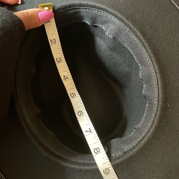 Fashion Nova Black Fedora Hat - Picture 13 of 14